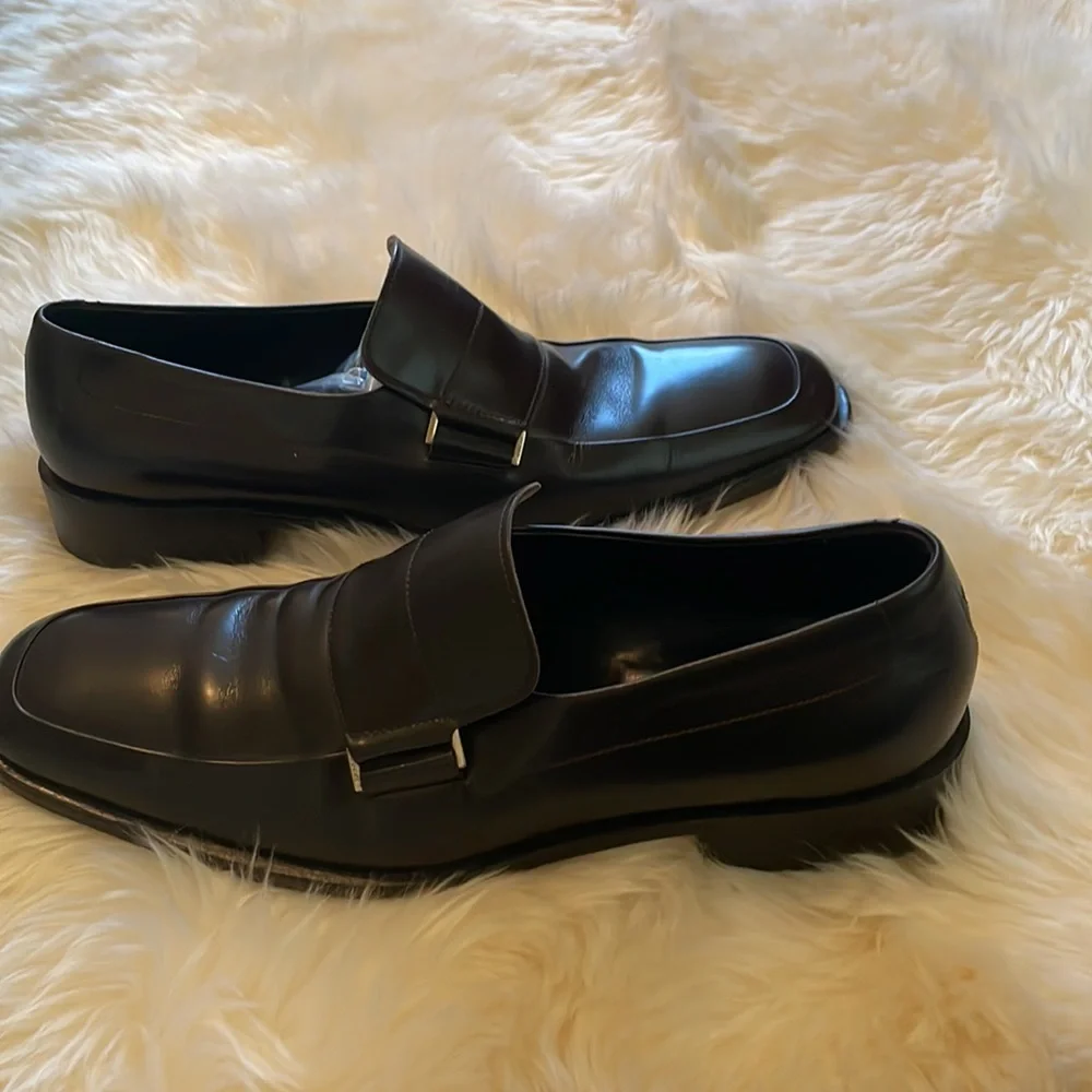 GUCCI Darkest Brown Leather Loafers